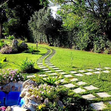 Agriturismo Tenuta Santa Maria Notaresco Eksteriør billede