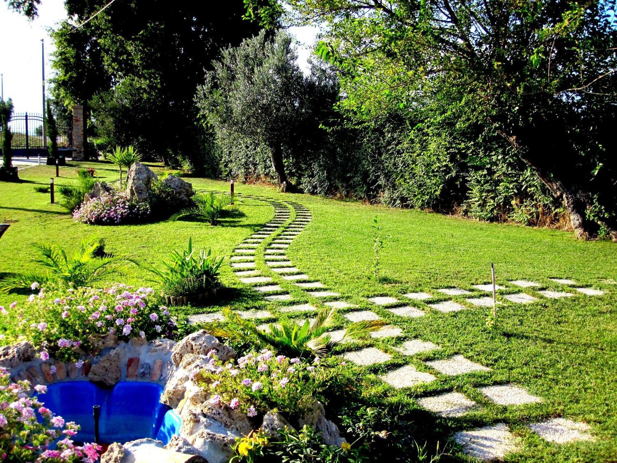 Agriturismo Tenuta Santa Maria Notaresco Eksteriør billede