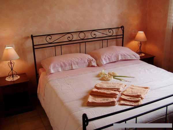 Agriturismo Tenuta Santa Maria Notaresco Værelse billede