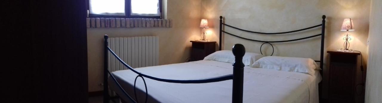 Agriturismo Tenuta Santa Maria Notaresco Eksteriør billede